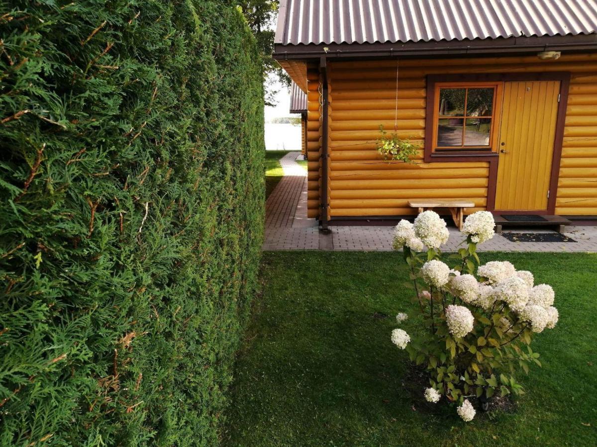 Karolio Sodyba Paluseje Buitenkant foto