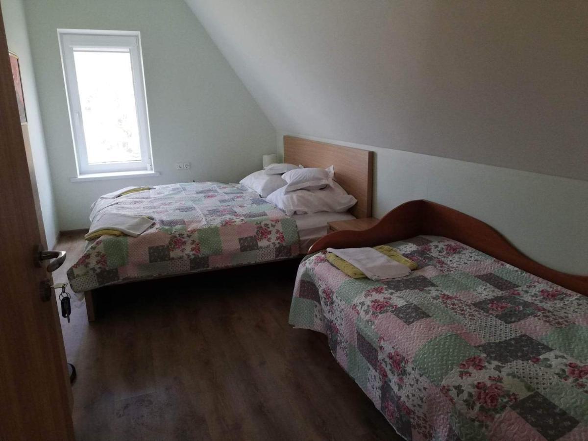 Karolio Sodyba Paluseje Buitenkant foto