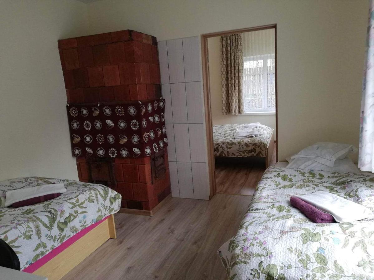 Karolio Sodyba Paluseje Buitenkant foto